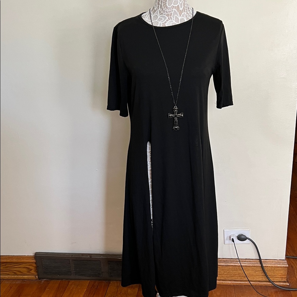Elegant Black Long Top